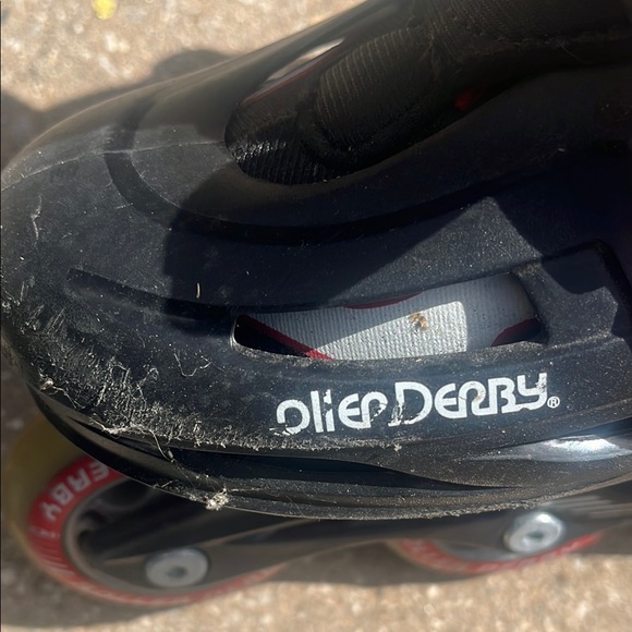 Kids Inline Skates - Black and Red - Picture 6 of 9